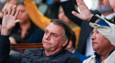 Ex-presidente-Jair-Bolsonaro-chora-durante-culto-em-igreja-de-Taguatinga.-STF-alexandre-decisao-torn.jpeg