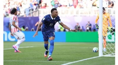 jogador Kylian Mbappe frances