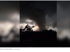 tornado cidade de Girua